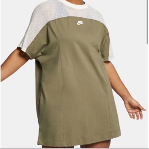 Nike T-Shirt Dress - Picture 1 of 2